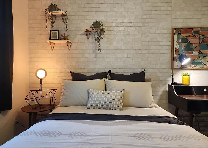 Modern Art House In Midtown, Pet Friendly * Phoenix